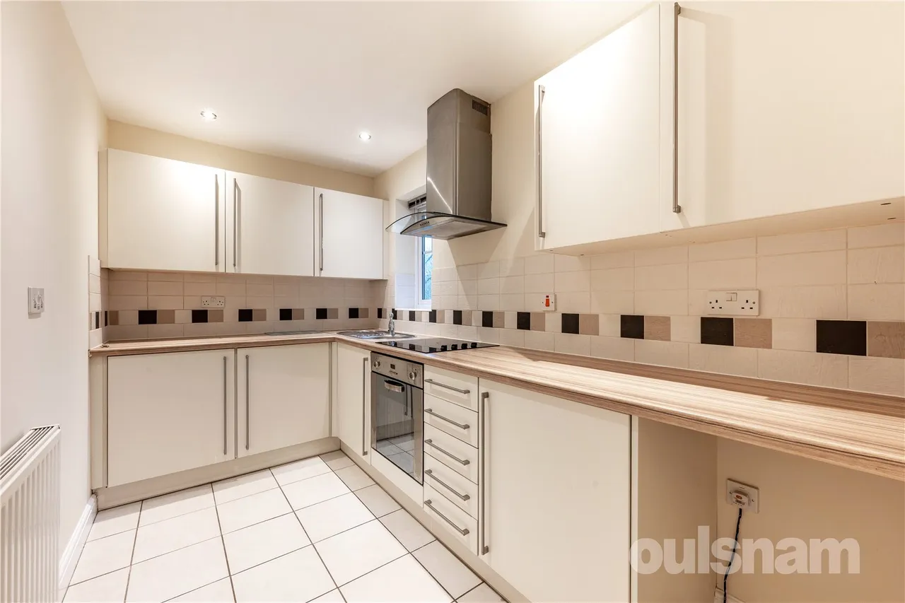 Evesham Road, Redditch, Worcestershire, B97 5LH, photo 2