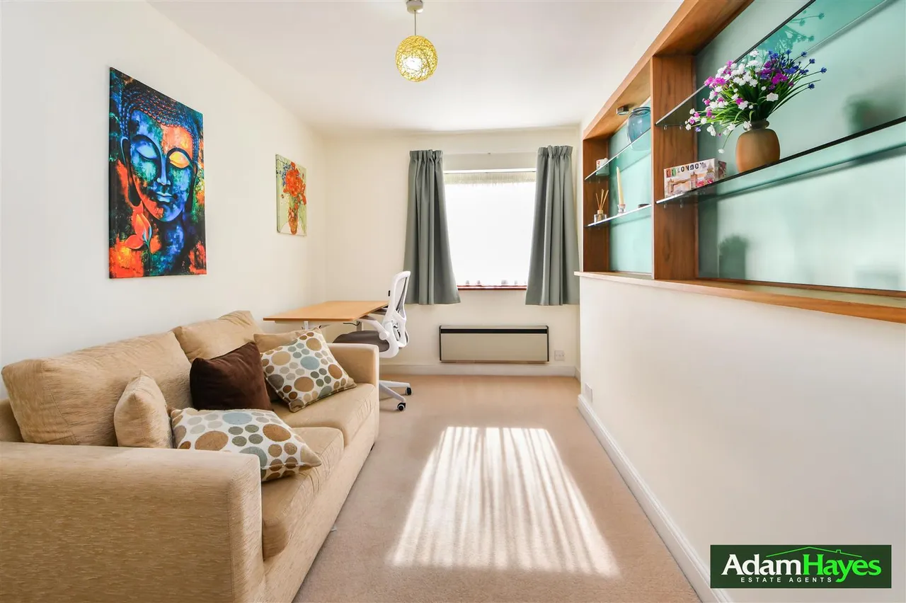 Alexandra Grove, North Finchley, N12, photo 8