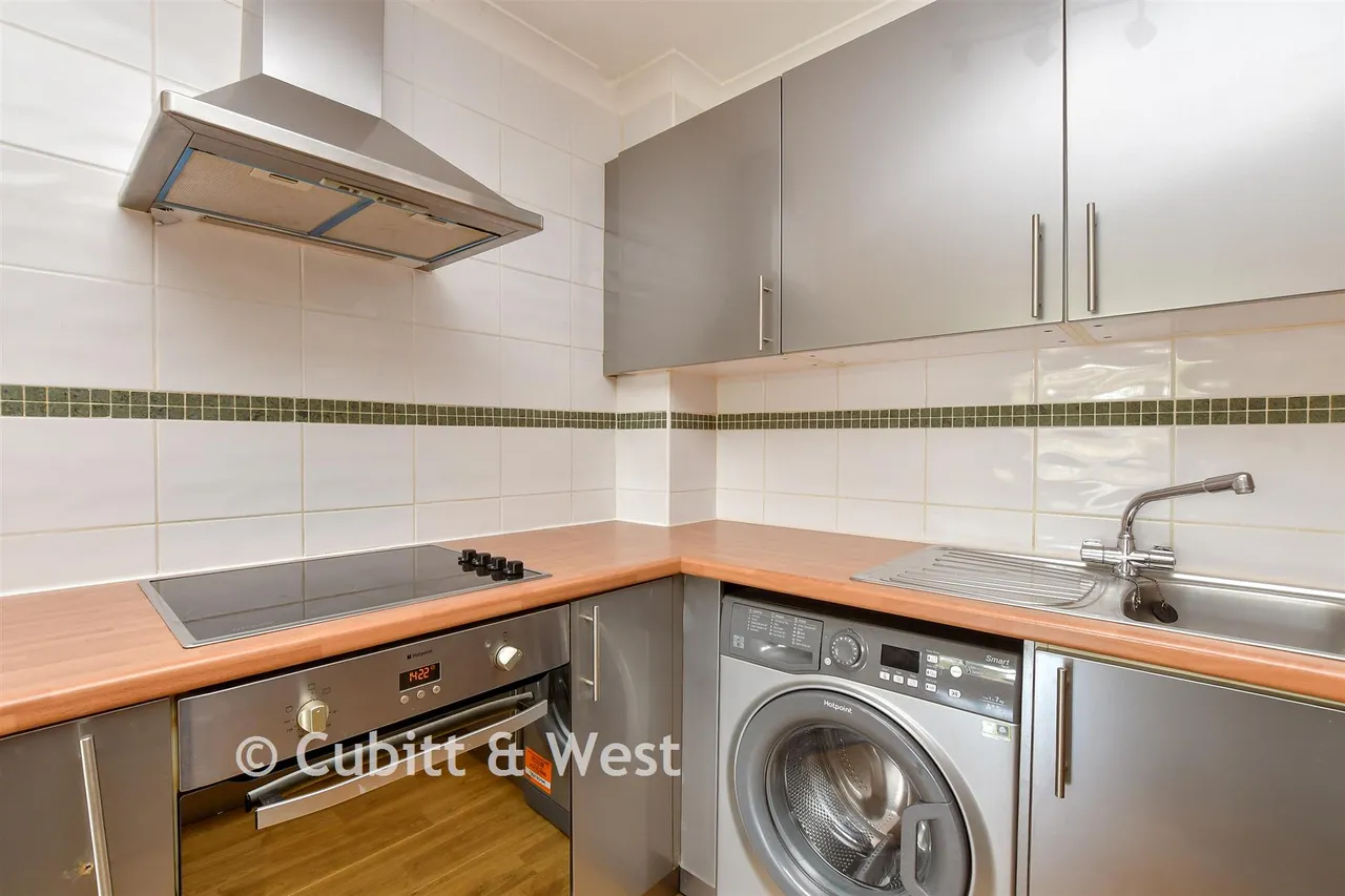 Ross Road, Wallington, SM6, photo 6