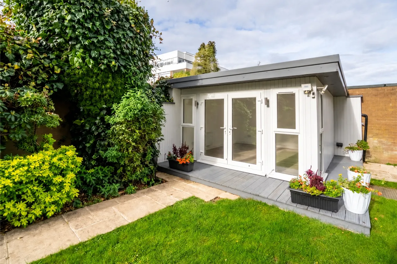The Bowls, Chigwell, IG7, photo 14