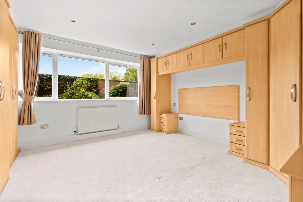 The Bowls, Chigwell, IG7, photo 10