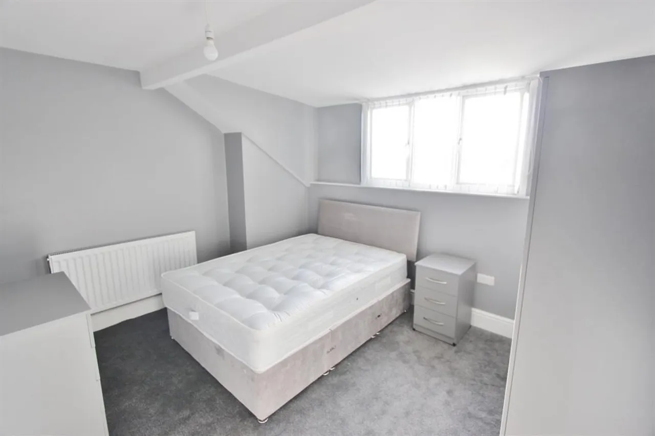 Thompson Road, Sheffield, S11, photo 10