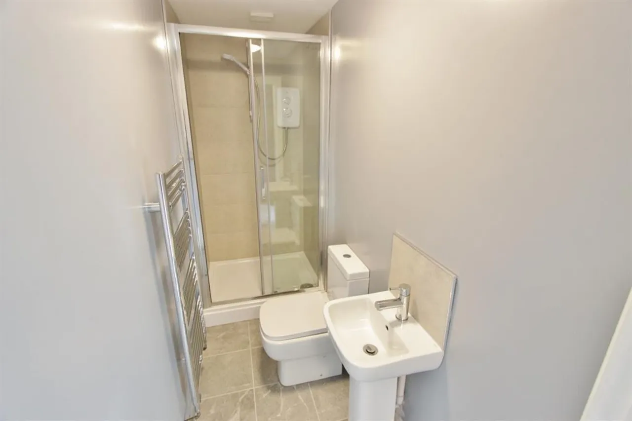 Thompson Road, Sheffield, S11, photo 14