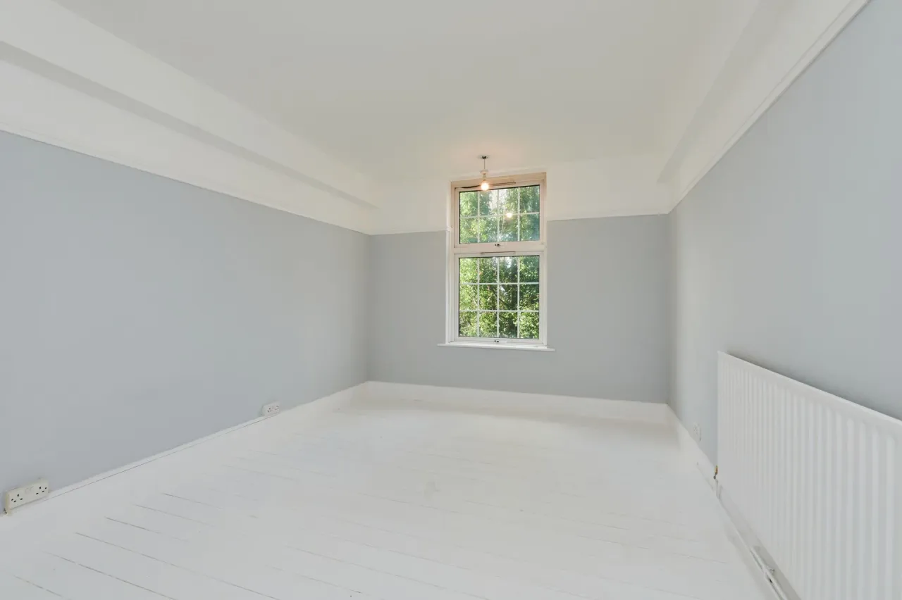 Streatham High Road, Streatham Hill, SW2 4RH, photo 17