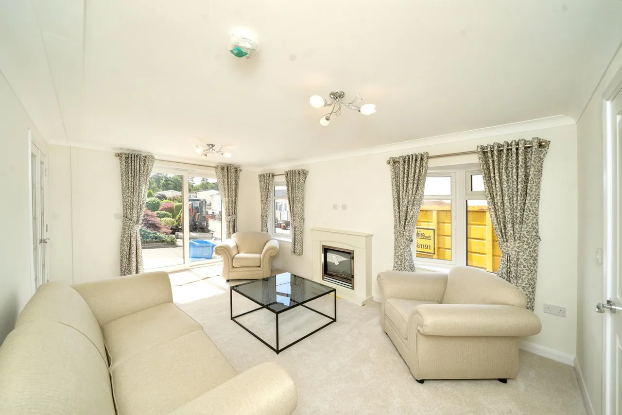 Ling Road, Cannock, WS12 4NH, photo 2