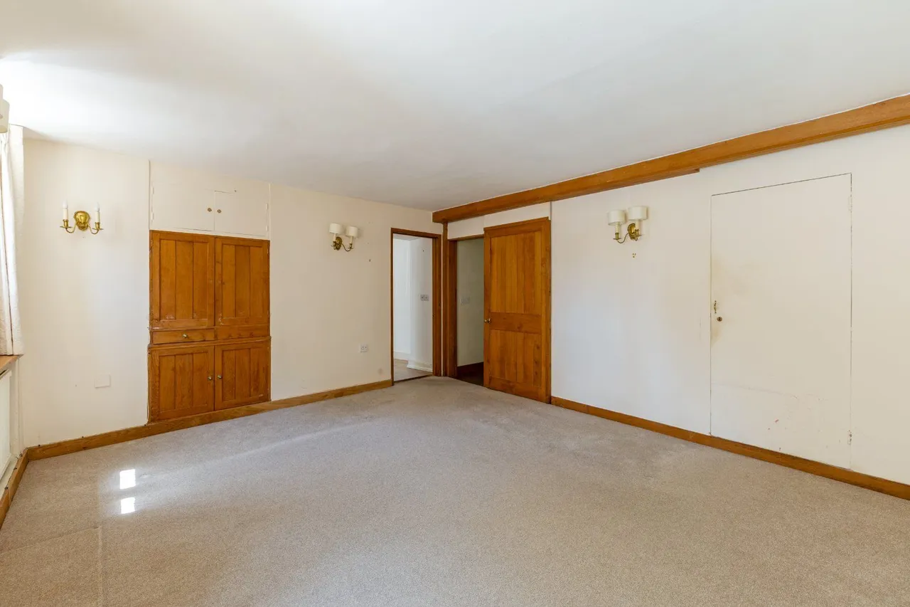 Coxwell Street, Cirencester, Gloucestershire, GL7 2BH, photo 10
