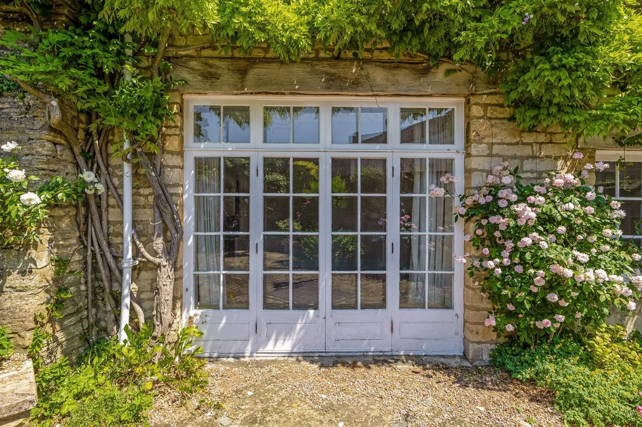 Coxwell Street, Cirencester, Gloucestershire, GL7 2BH, photo 12
