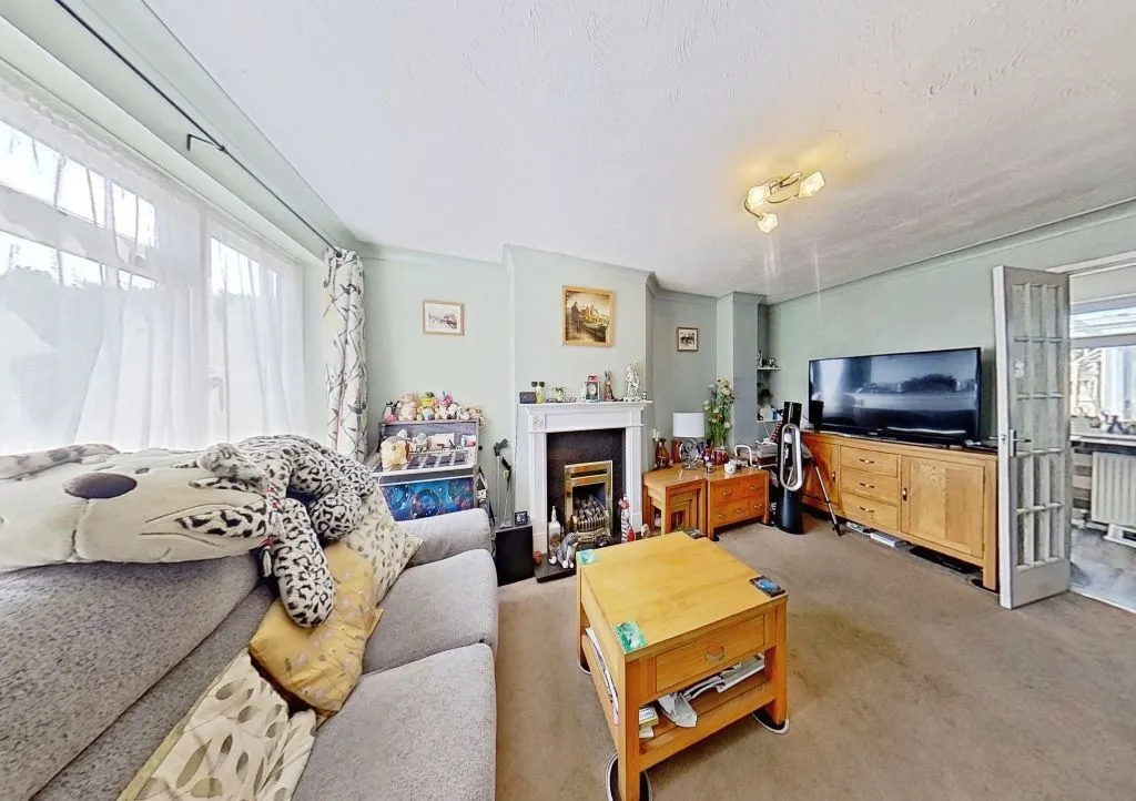 St. Matthews Close, Rowde, SN10, photo 5