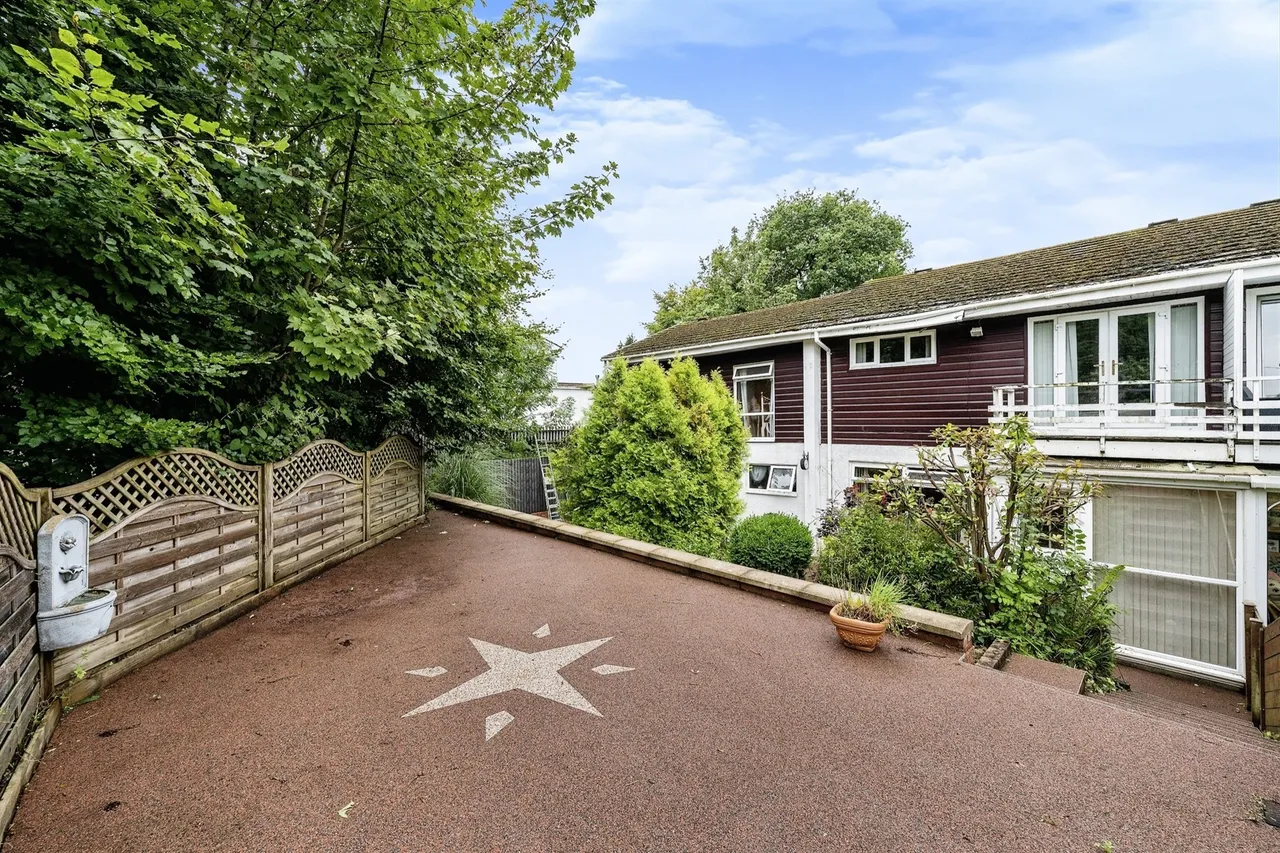 Berkeley Close, Swansea, SA7, photo 15