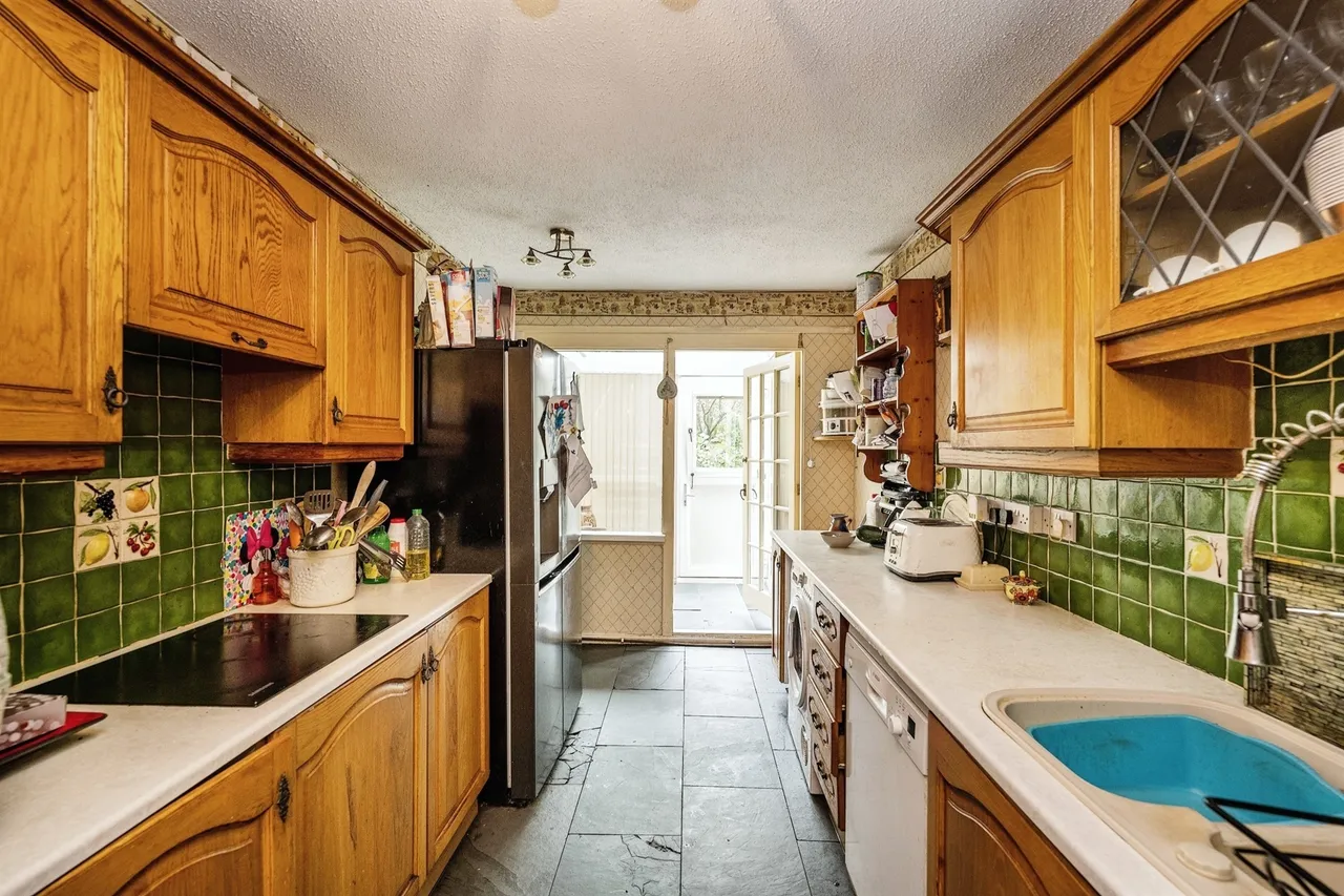 Berkeley Close, Swansea, SA7, photo 2