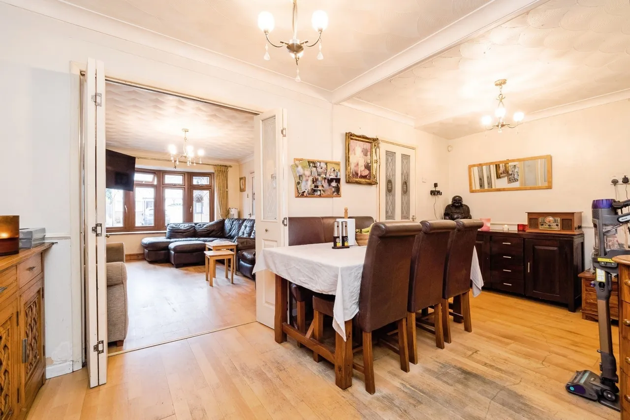 Rochford Close, Hornchurch, RM12, photo 5