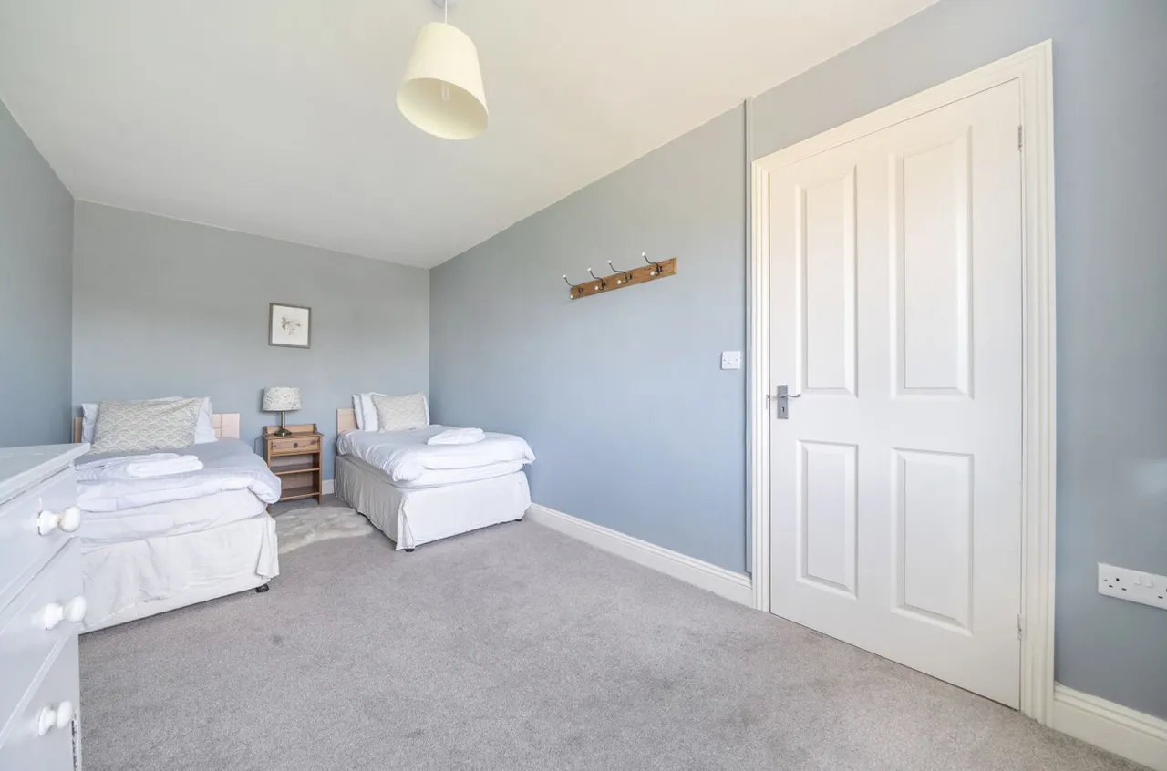 Russell Road, West Wittering, PO20, photo 22