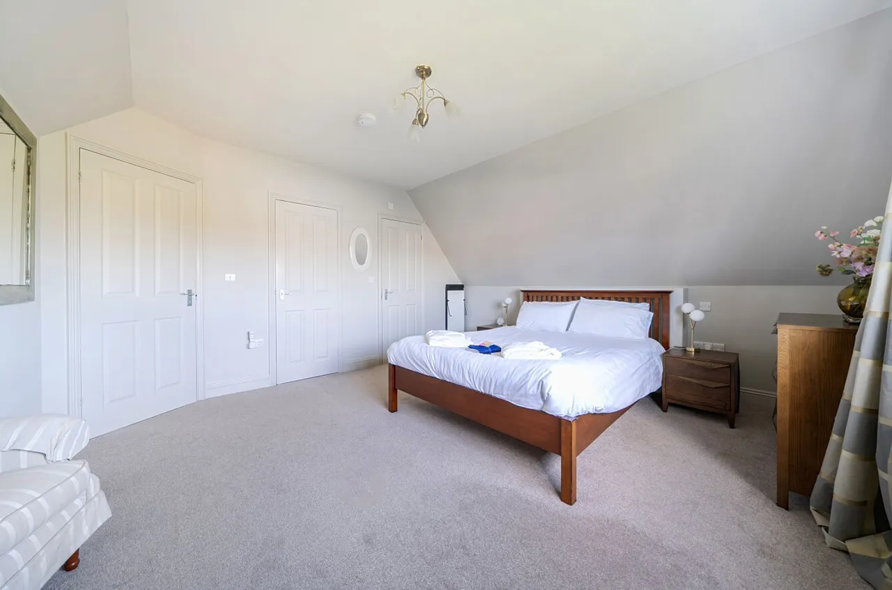 Russell Road, West Wittering, PO20, photo 21