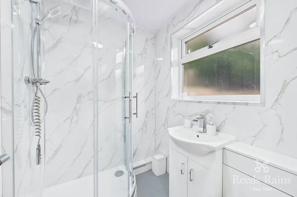 Kennerley Road, Davenport, Cheshire, SK2, photo 3