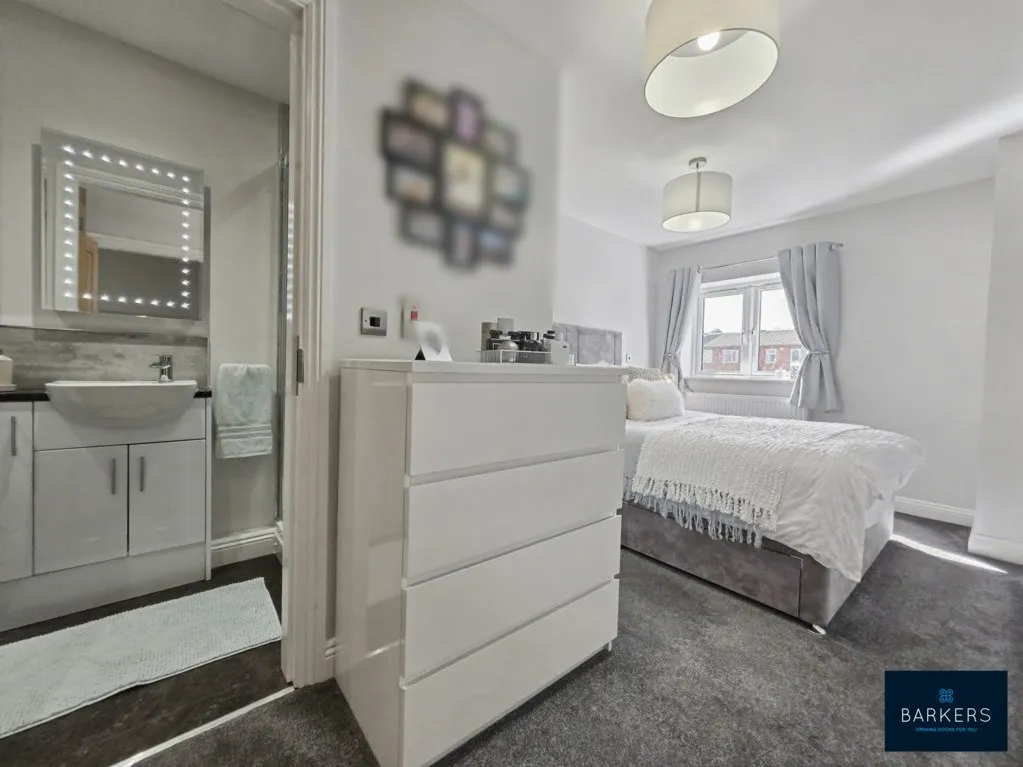 Jubilee Terrace, Morley LS27 8FT, photo 8