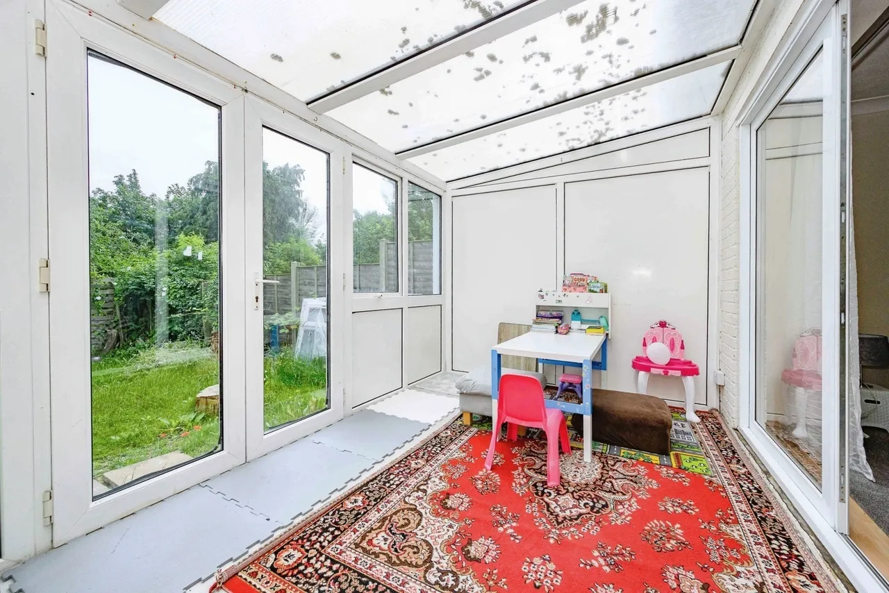 Bramingham Road, Luton, Bedfordshire, LU3, photo 9