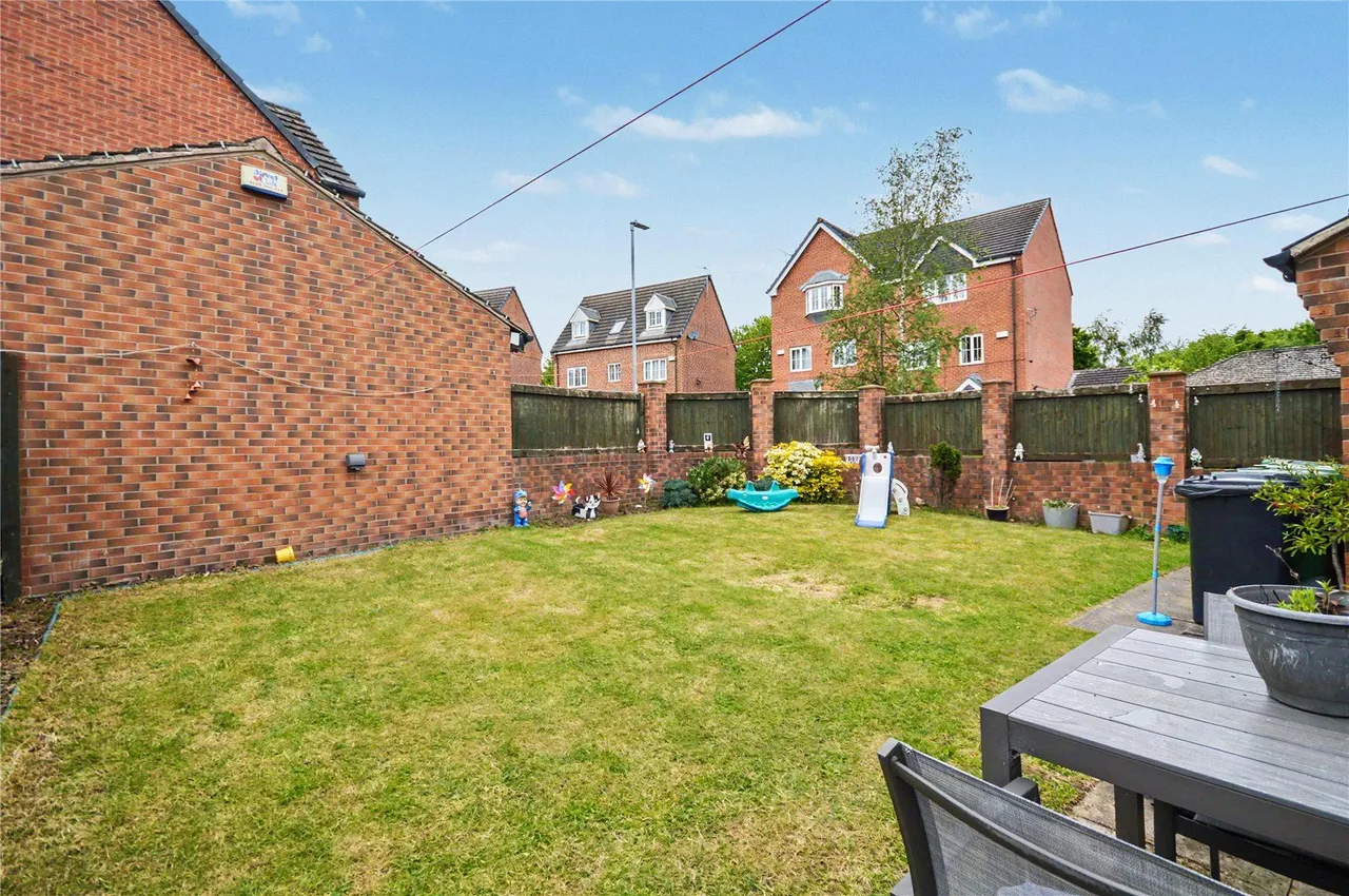 Waggon Road, Middleton, LS10, photo 11