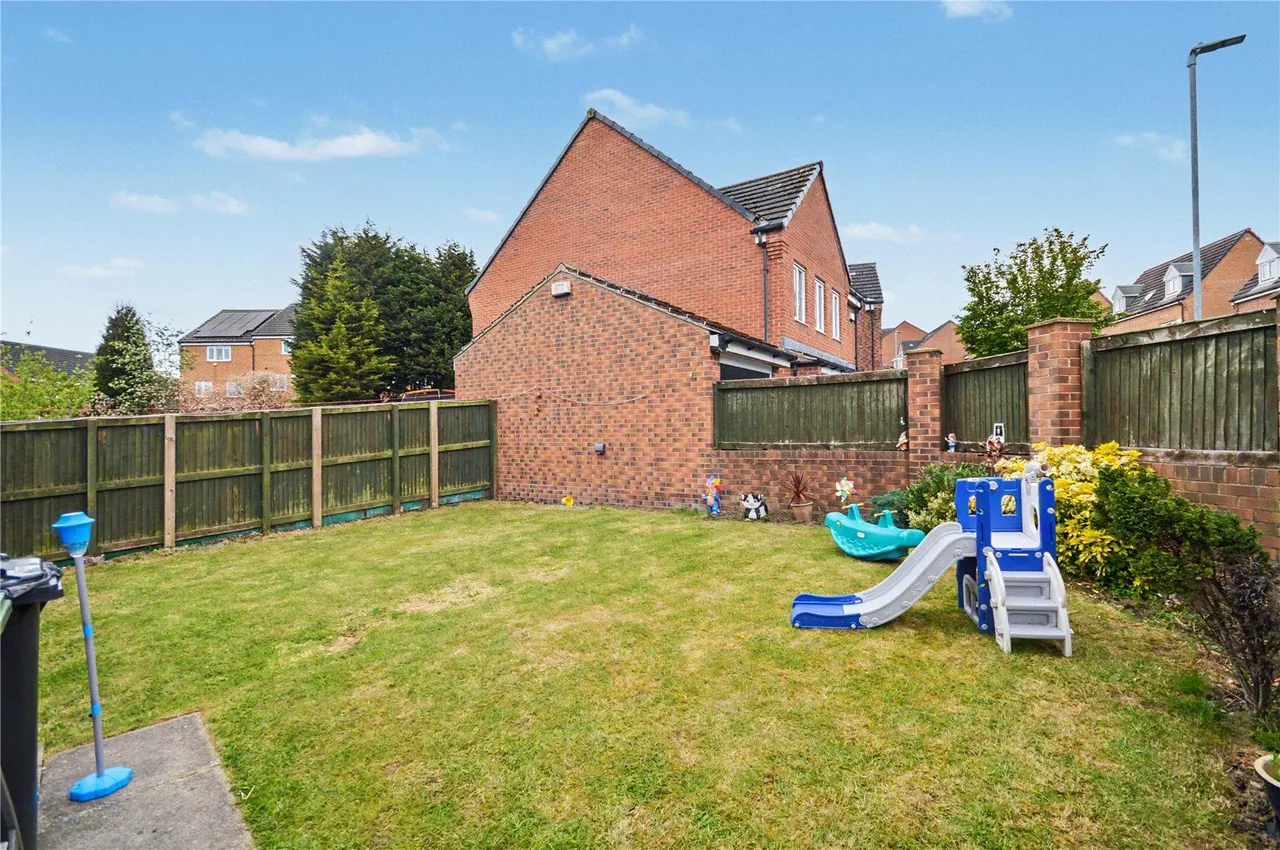Waggon Road, Middleton, LS10, photo 13