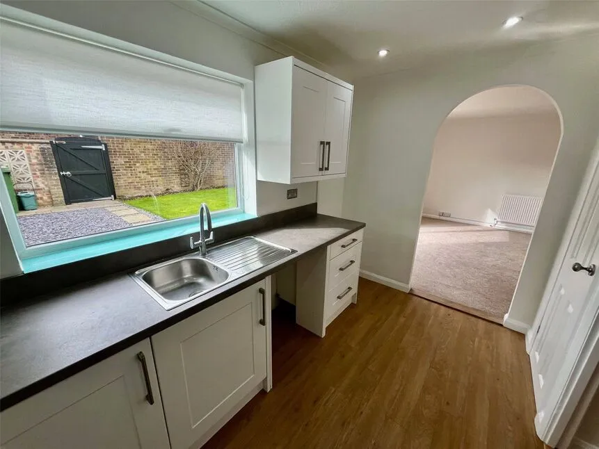Westacre Drive, Norwich, Norfolk, NR6, photo 2