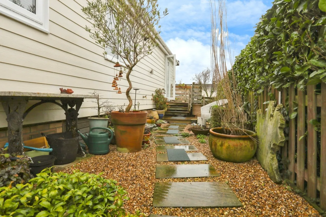 Debenham Corner, Wetheringsett, Stowmarket, Suffolk, IP14, photo 13