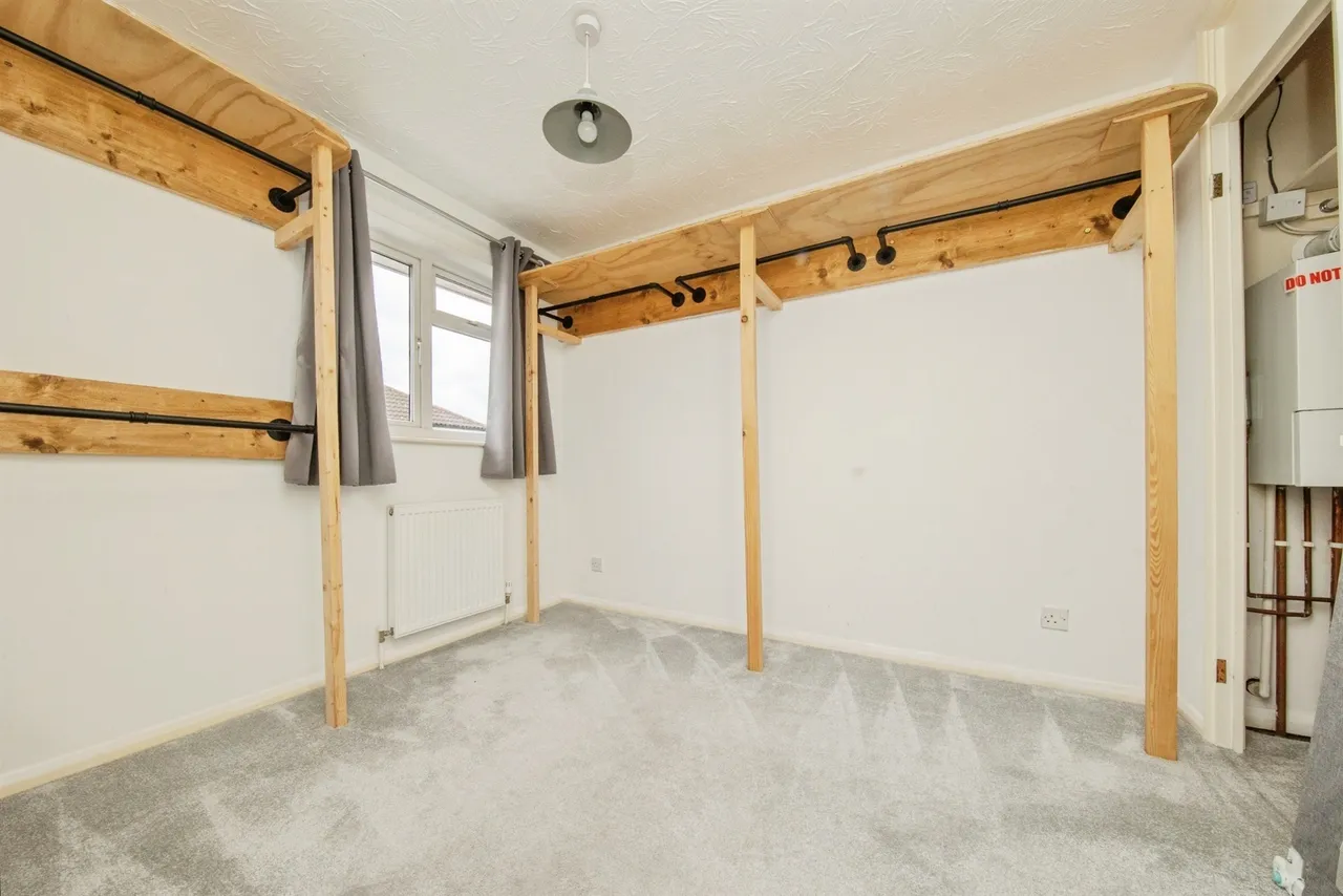 Wentworth Drive, Ipswich, photo 11