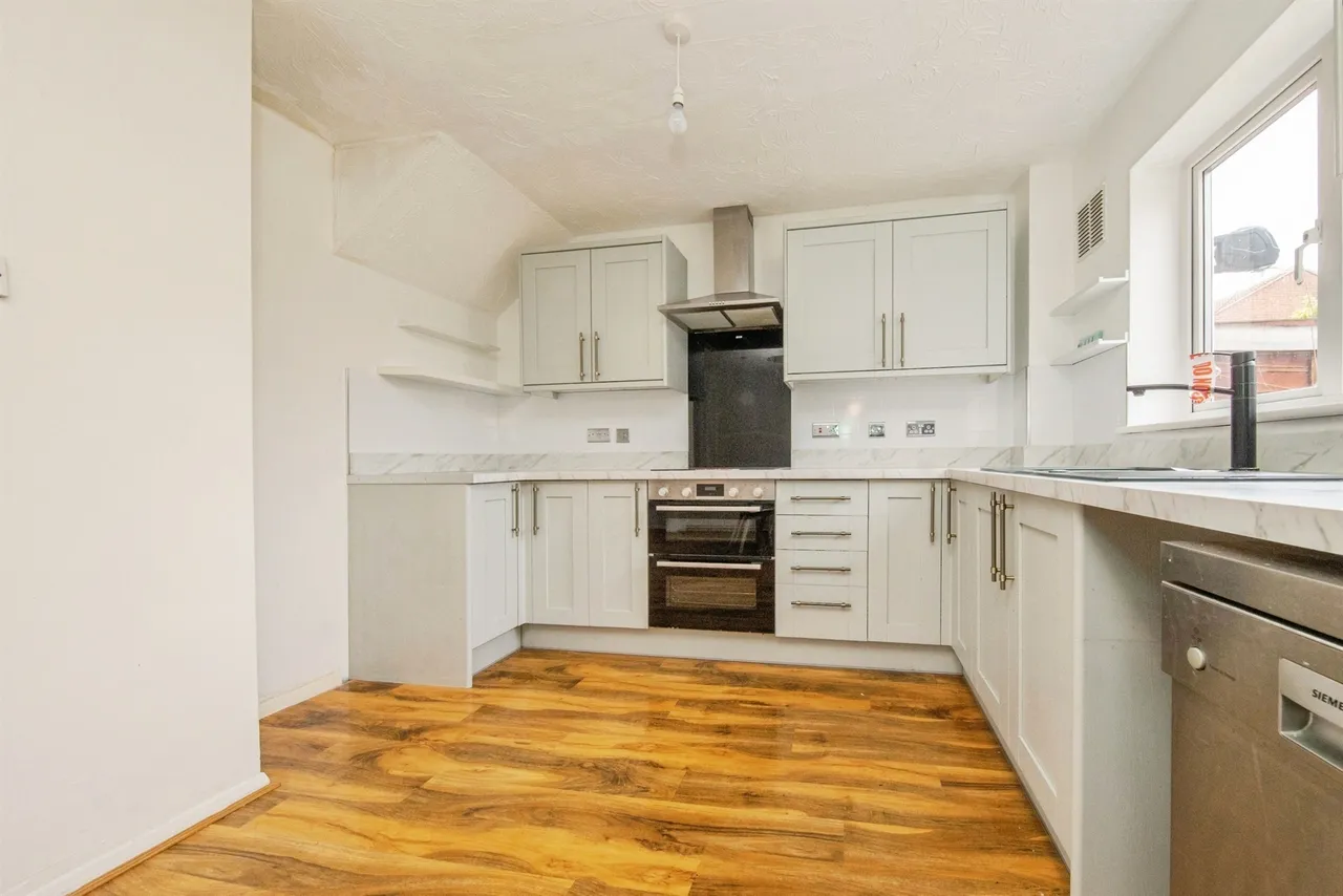 Wentworth Drive, Ipswich, photo 5
