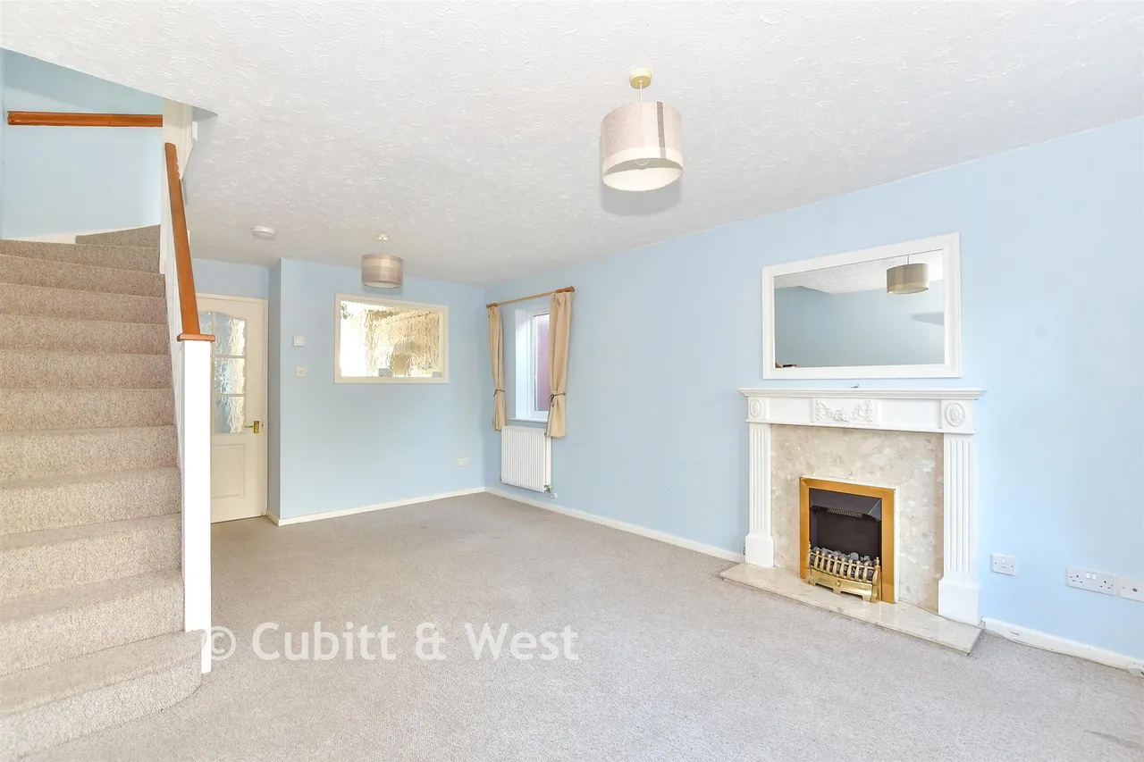 Grenville Gardens, Donnington, PO19, photo 4