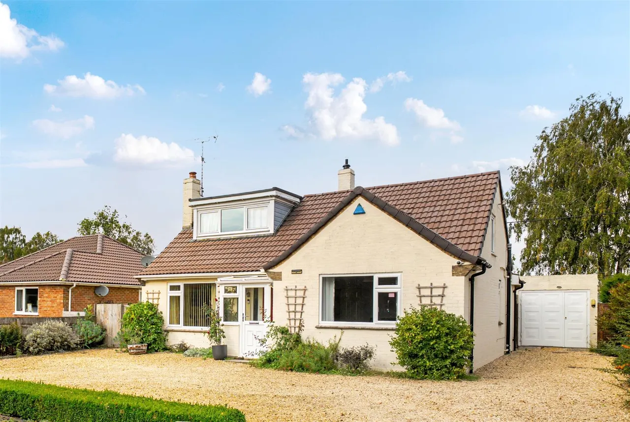 4 bed house for sale, Littleworth, Pewsey, SN9