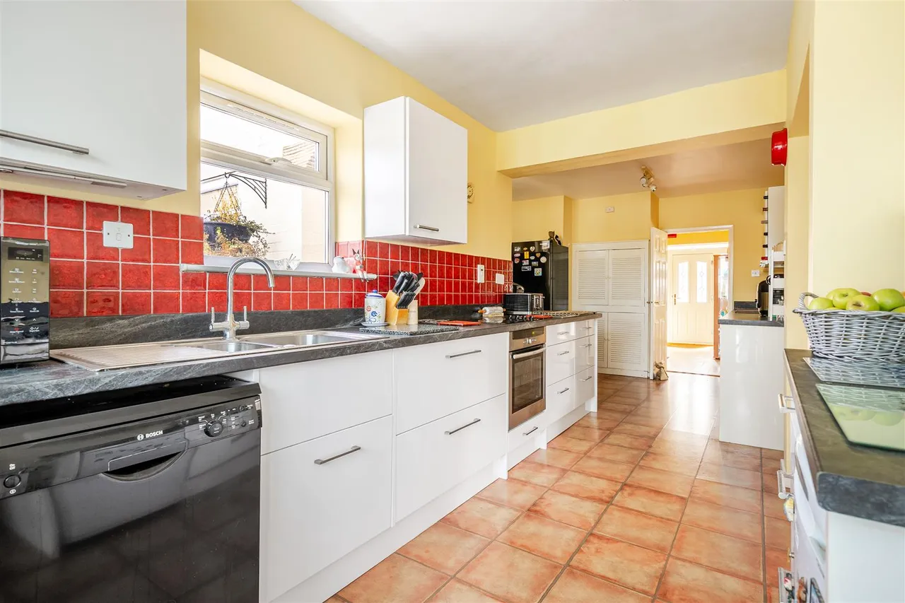 Littleworth, Pewsey, SN9, photo 4