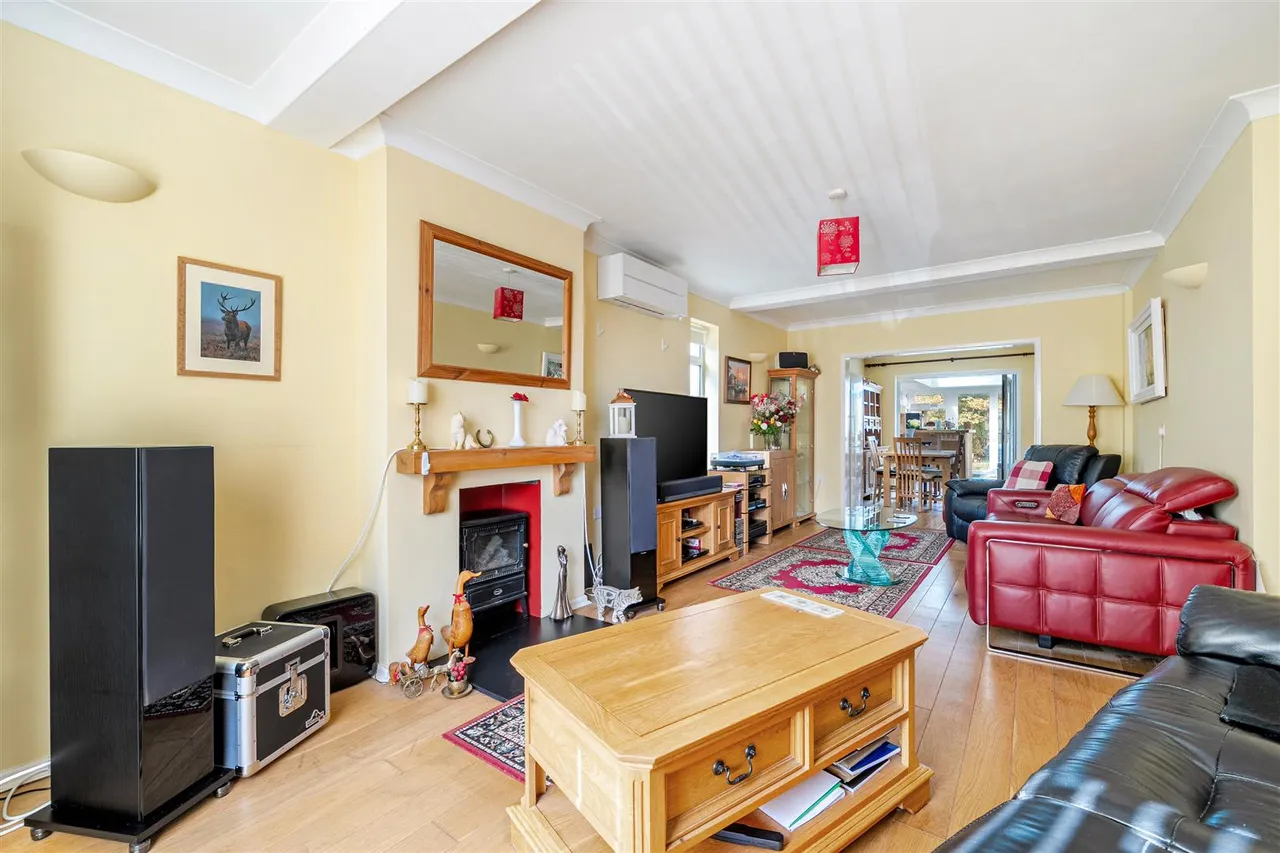 Littleworth, Pewsey, SN9, photo 3