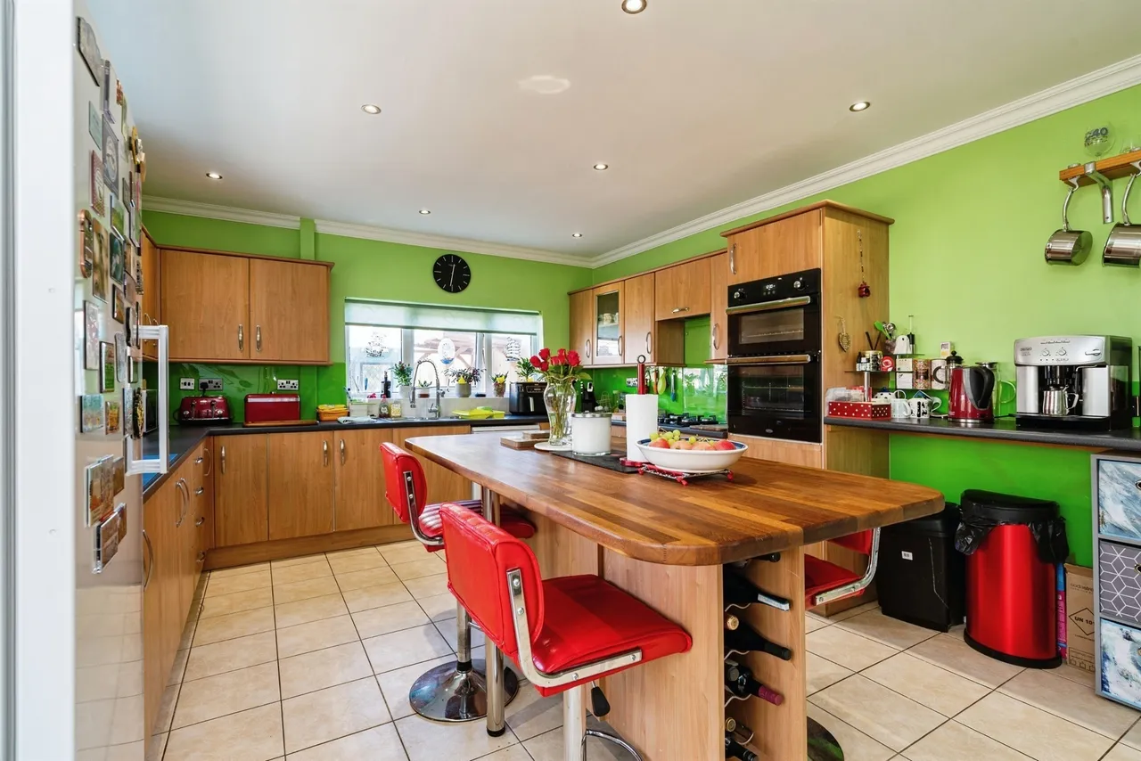 Clarence Road, Gorleston, Great Yarmouth, photo 8
