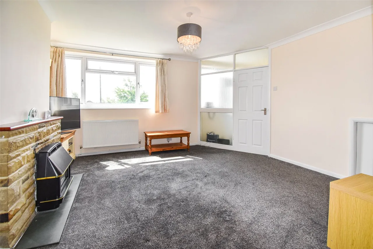 Legge Crescent, Aldershot, Hampshire, GU11 3NU, photo 9