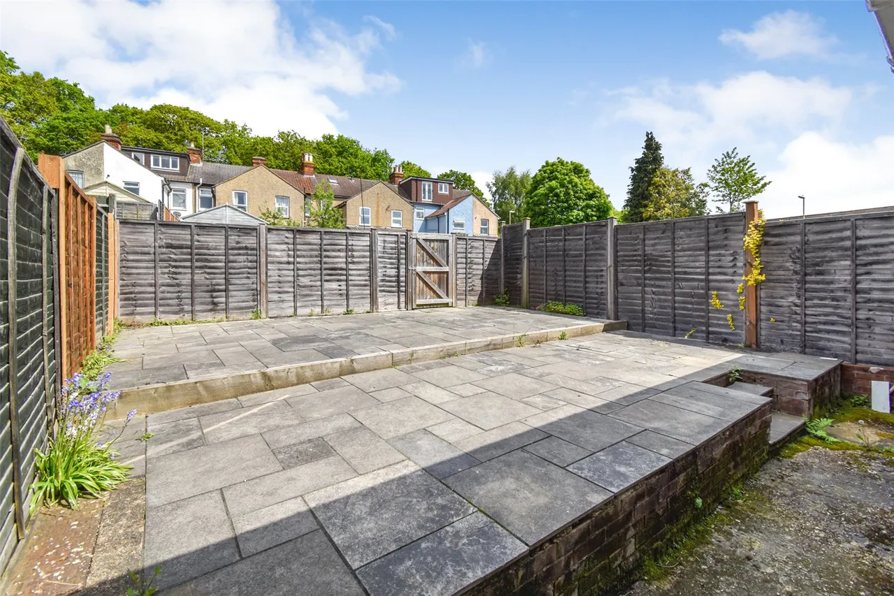 Legge Crescent, Aldershot, Hampshire, GU11 3NU, photo 7