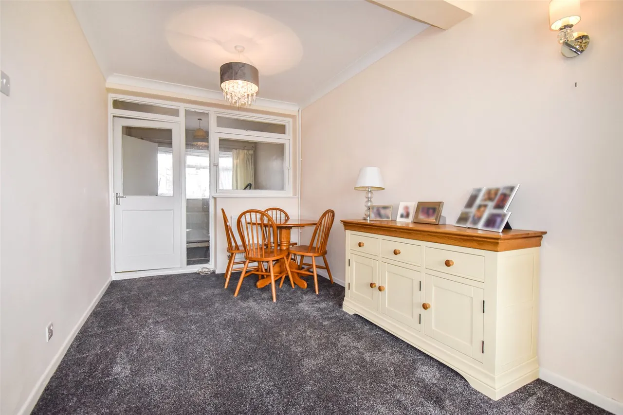 Legge Crescent, Aldershot, Hampshire, GU11 3NU, photo 6