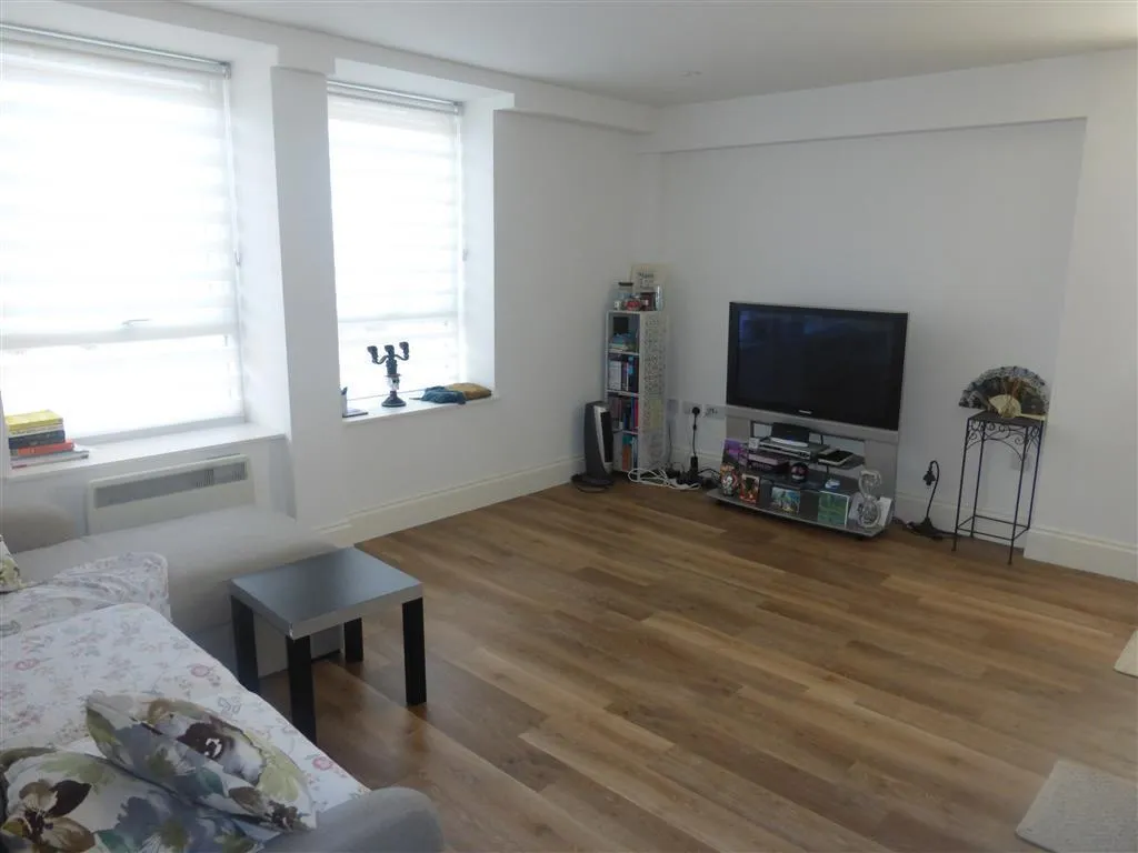 Buckingham Street, Aylesbury, HP20, photo 3