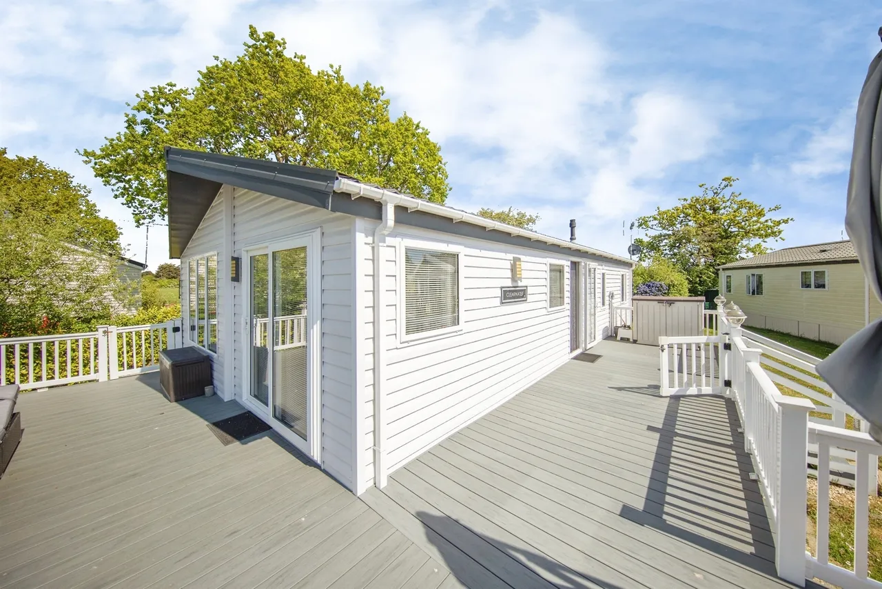 London Road, Little Clacton, CO16, photo 14
