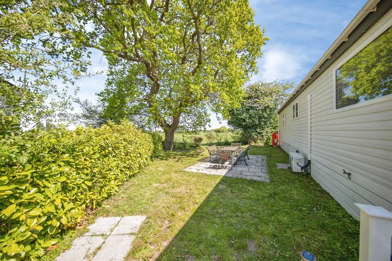 London Road, Little Clacton, CO16, photo 13