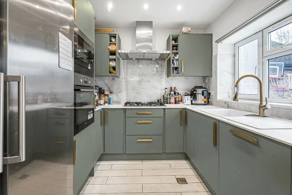 Shenley Road, Bletchley, MK3, photo 2