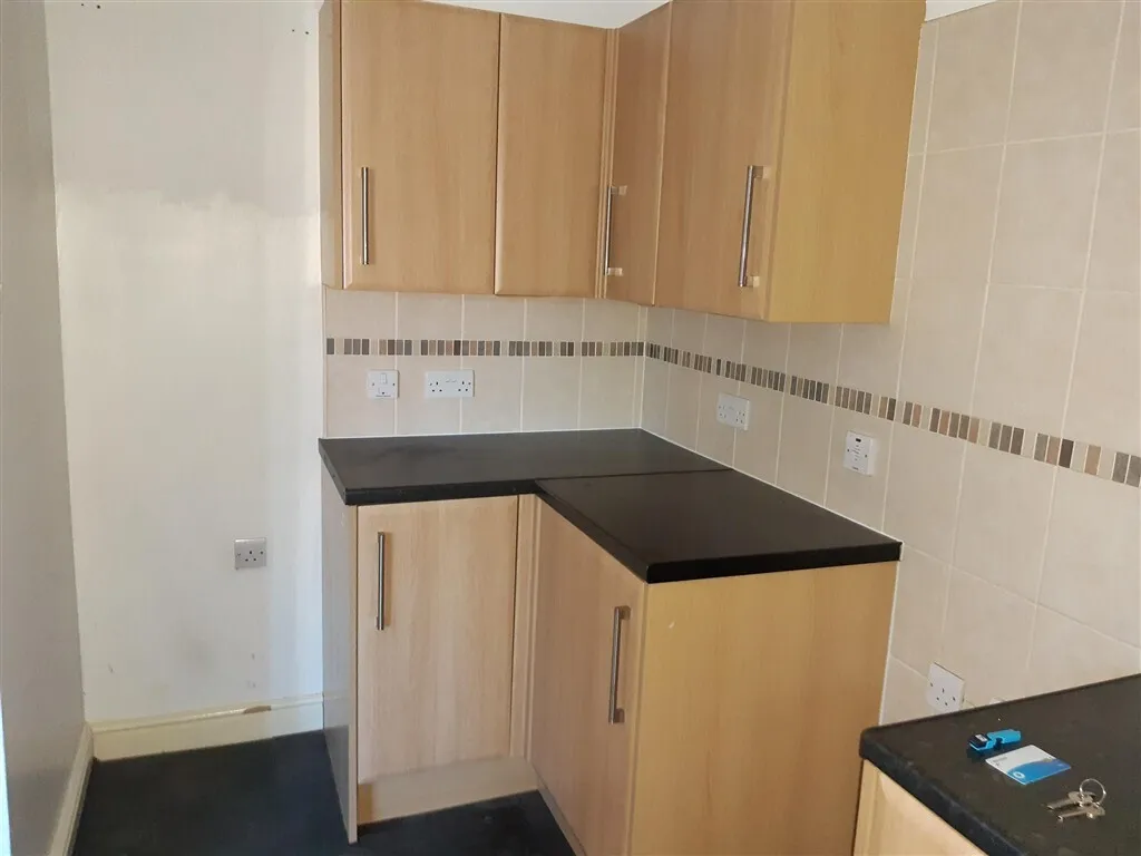 Manor Farm Road, Crigglestone, WAKEFIELD, photo 5