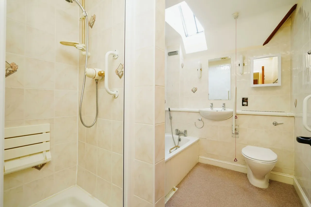Prebendal Court, Shipton-Under-Wychwo, OX7, photo 4
