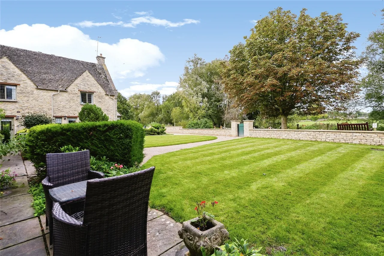 Prebendal Court, Shipton-Under-Wychwo, OX7, photo 15