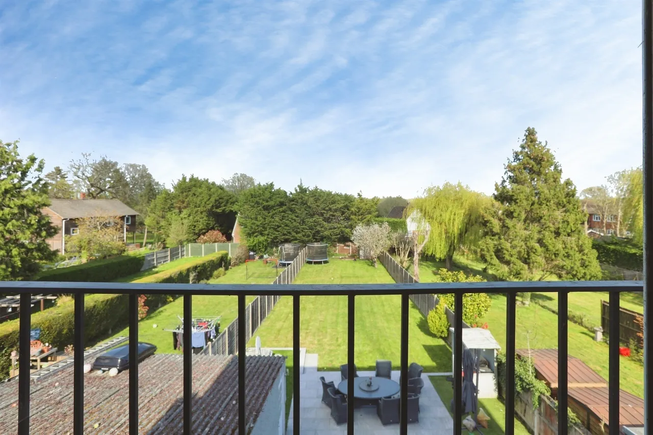 Eastbourne Road, Blindley Heath, LINGFIELD, photo 7