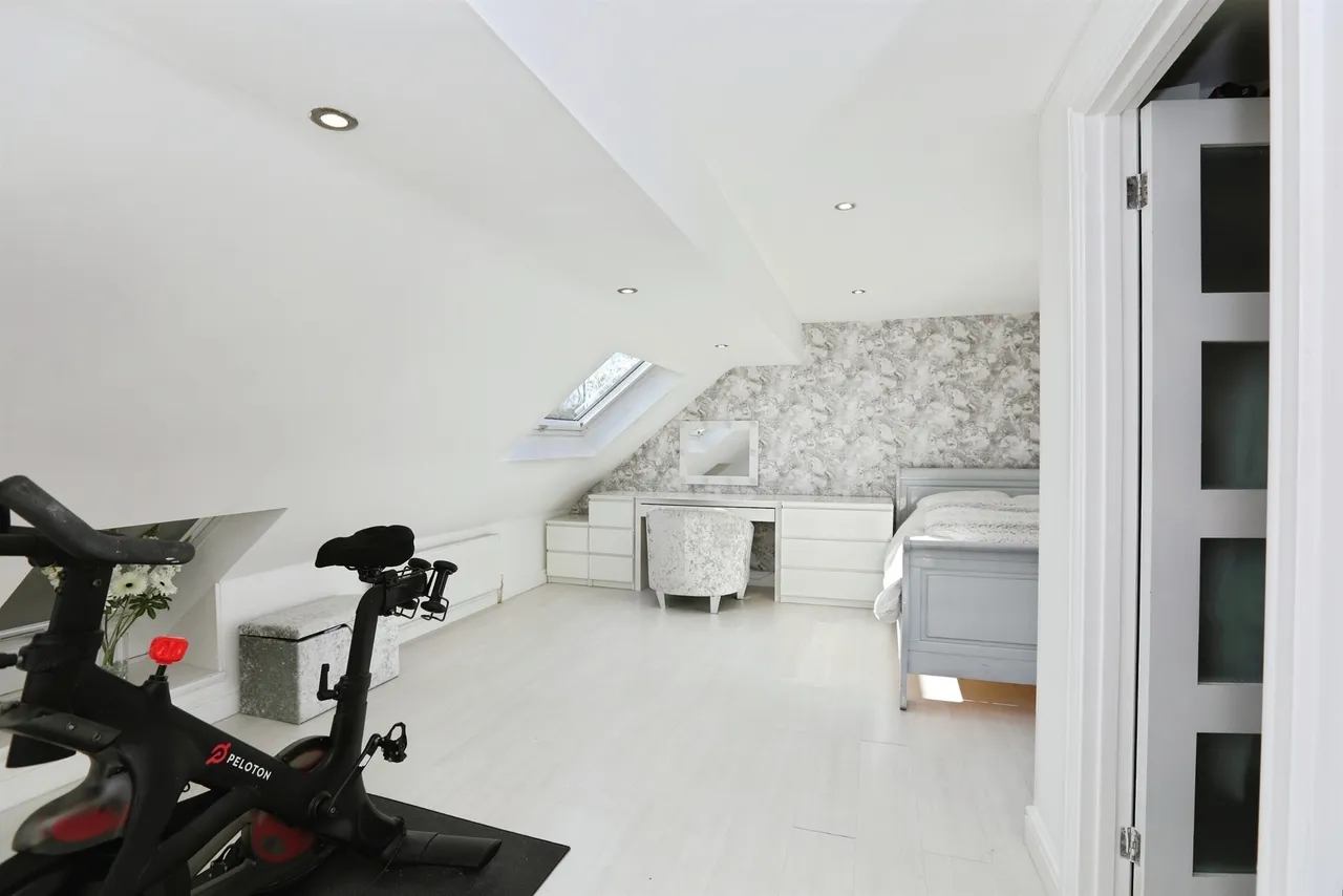 Eastbourne Road, Blindley Heath, LINGFIELD, photo 6