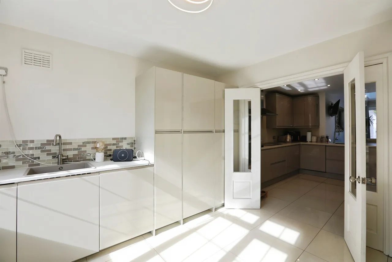 Eastbourne Road, Blindley Heath, LINGFIELD, photo 5