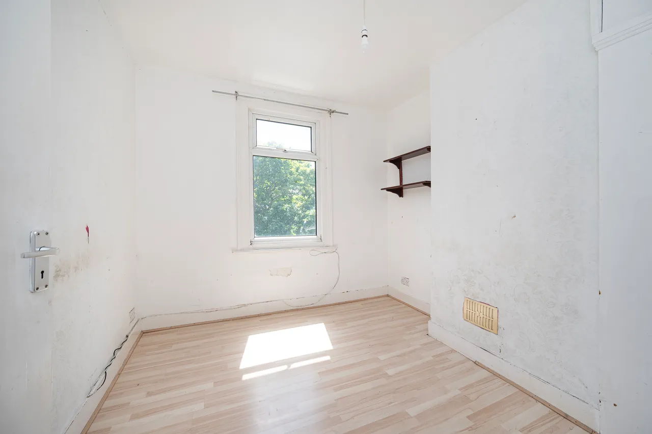 11 Norton Road, London, photo 5