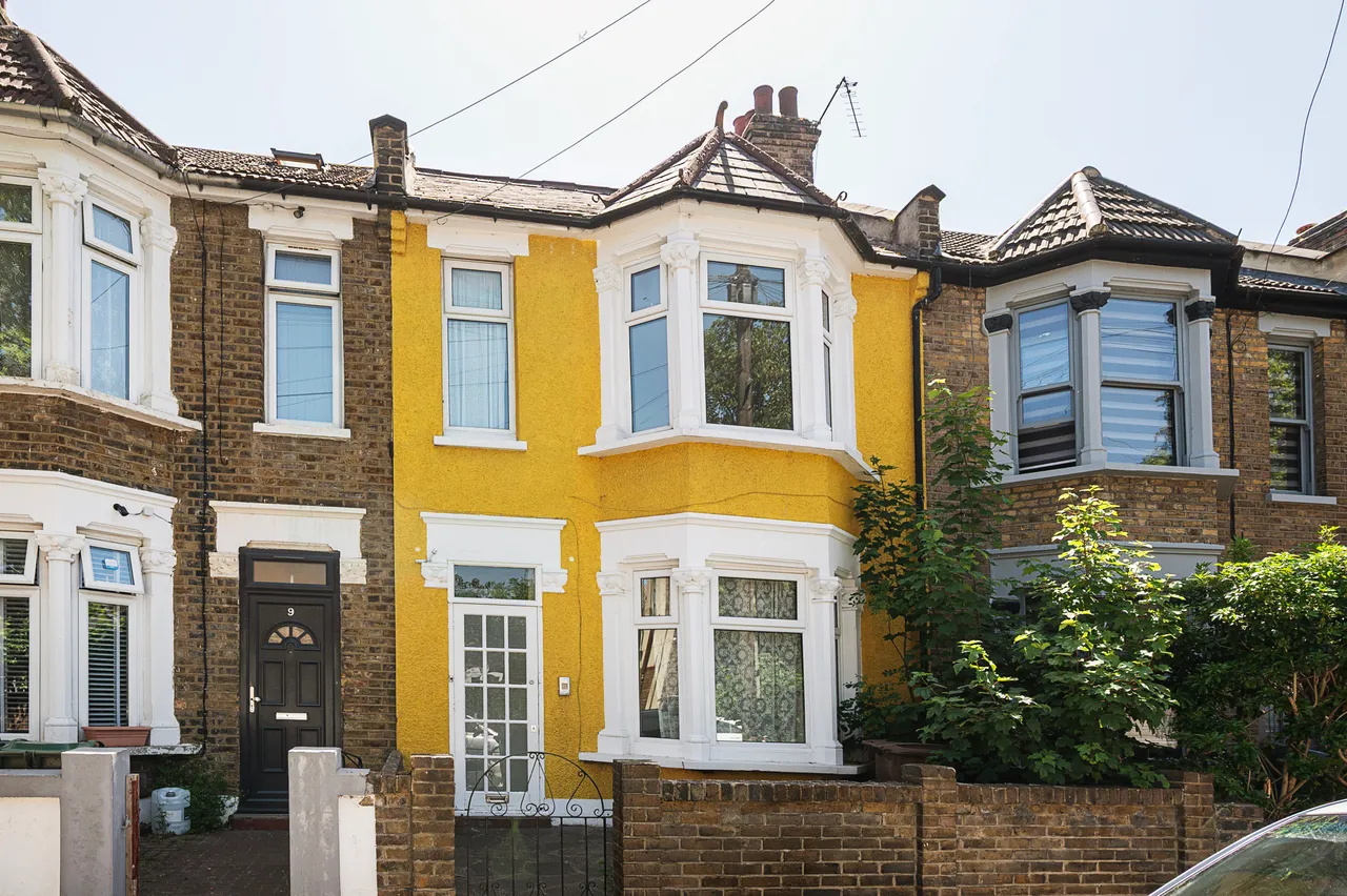 11 Norton Road, London, photo 7