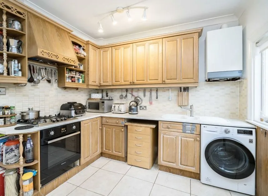 Drayton Avenue, West Ealing, W13, photo 3