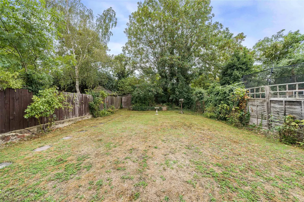 London Road, Greenhithe, DA9, photo 13