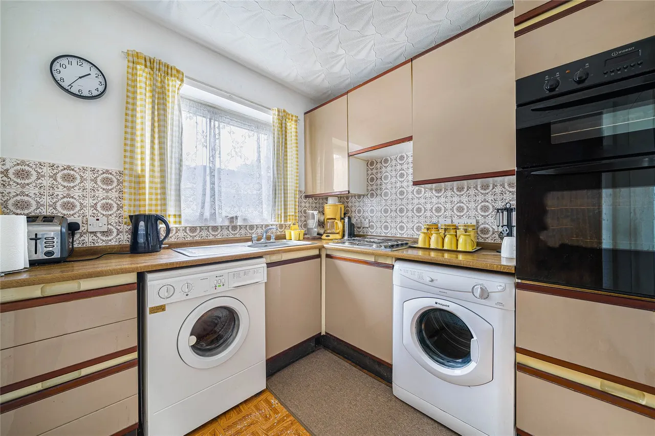 London Road, Greenhithe, DA9, photo 17