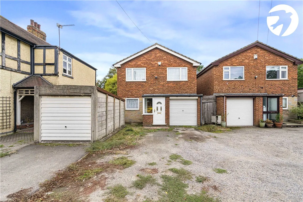 4 bed house for sale, London Road, Greenhithe, DA9
